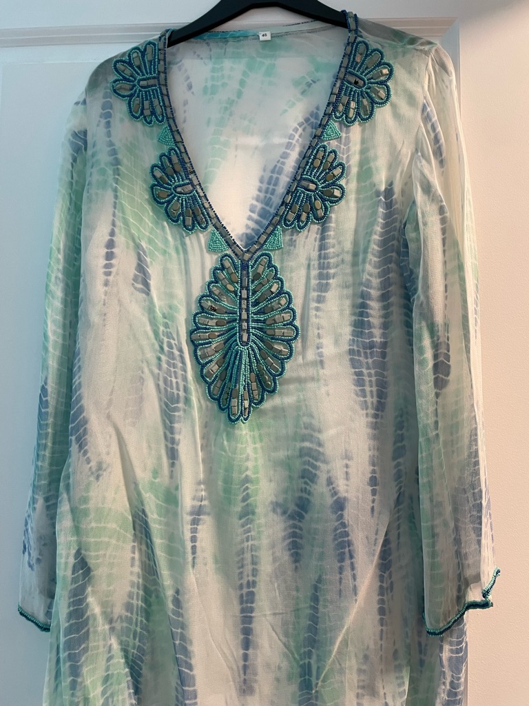 Beaded V-Neck Sheer Tunic In Seafoam & Teal